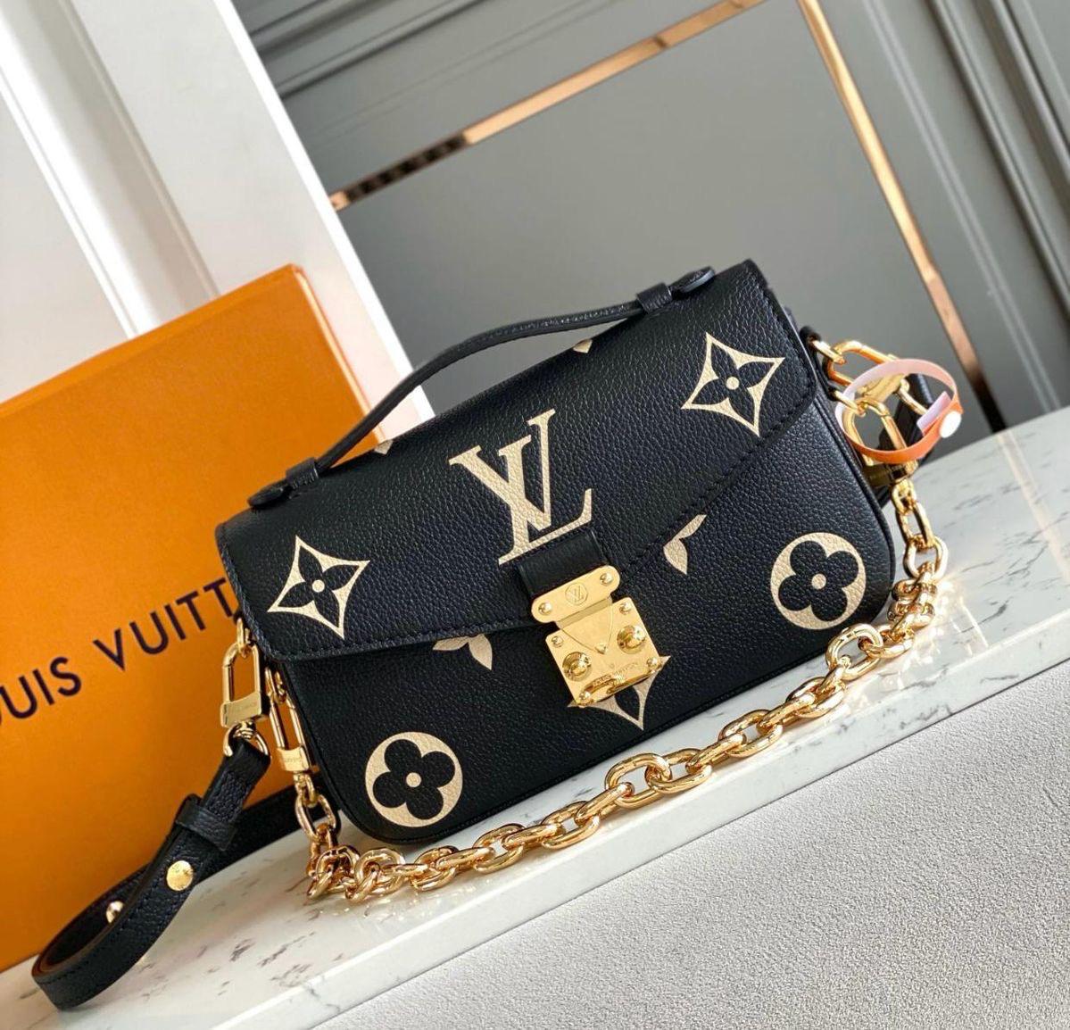 Louis Vuitton Pochette Métis East West