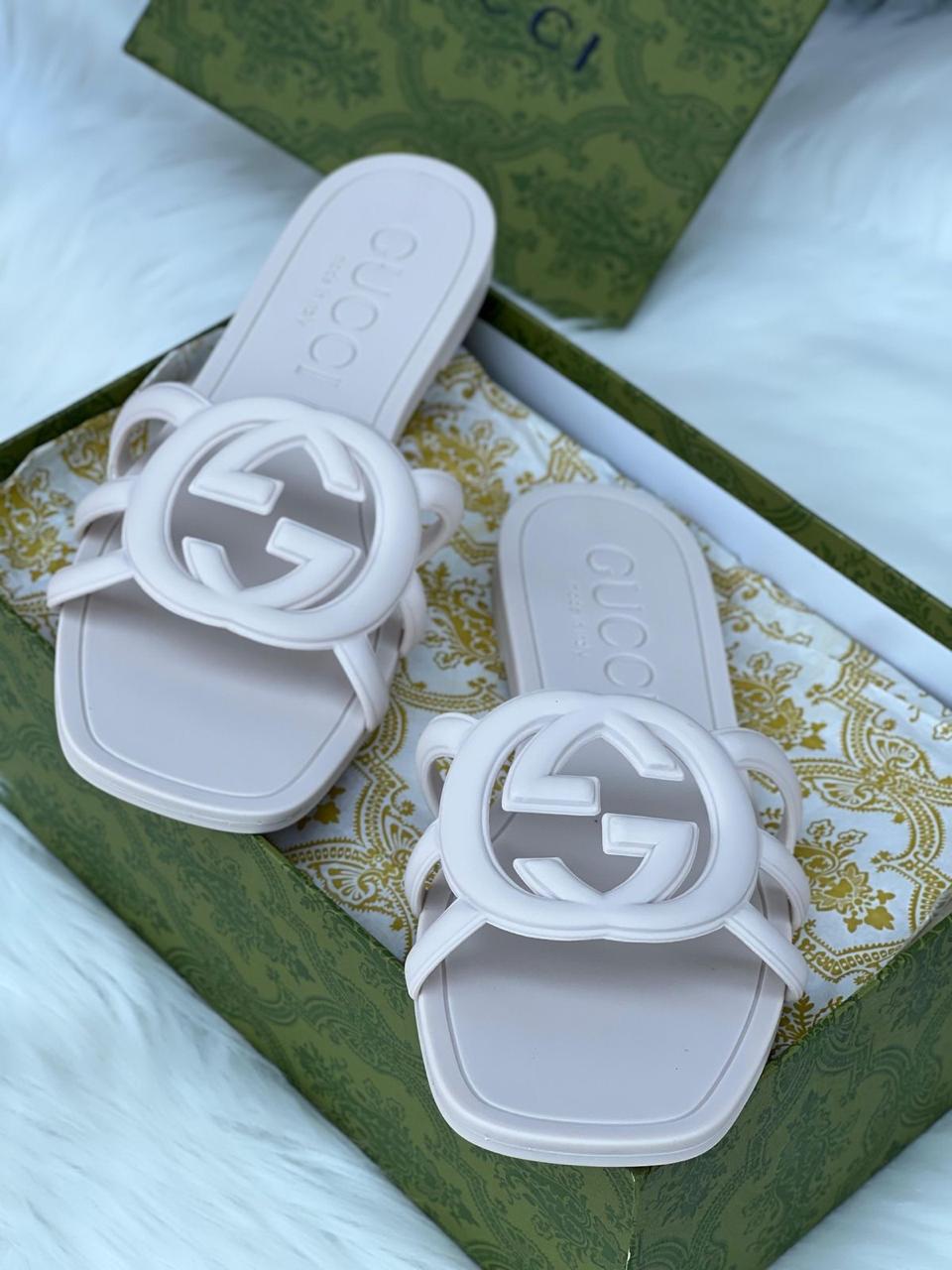 Gucci Interlocking G slide sandals