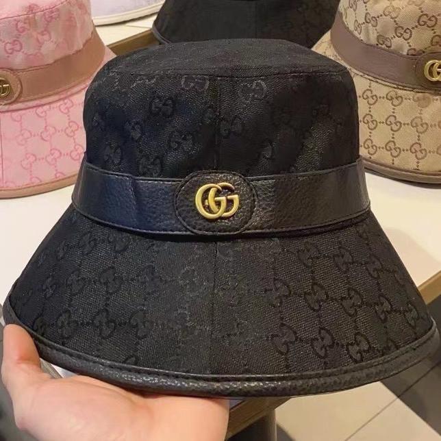 Gucci GG canvas bucket hat